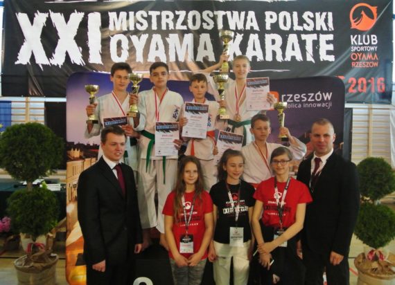 7 medali na XXI Mistrzostwach Polski OYAMA Karate