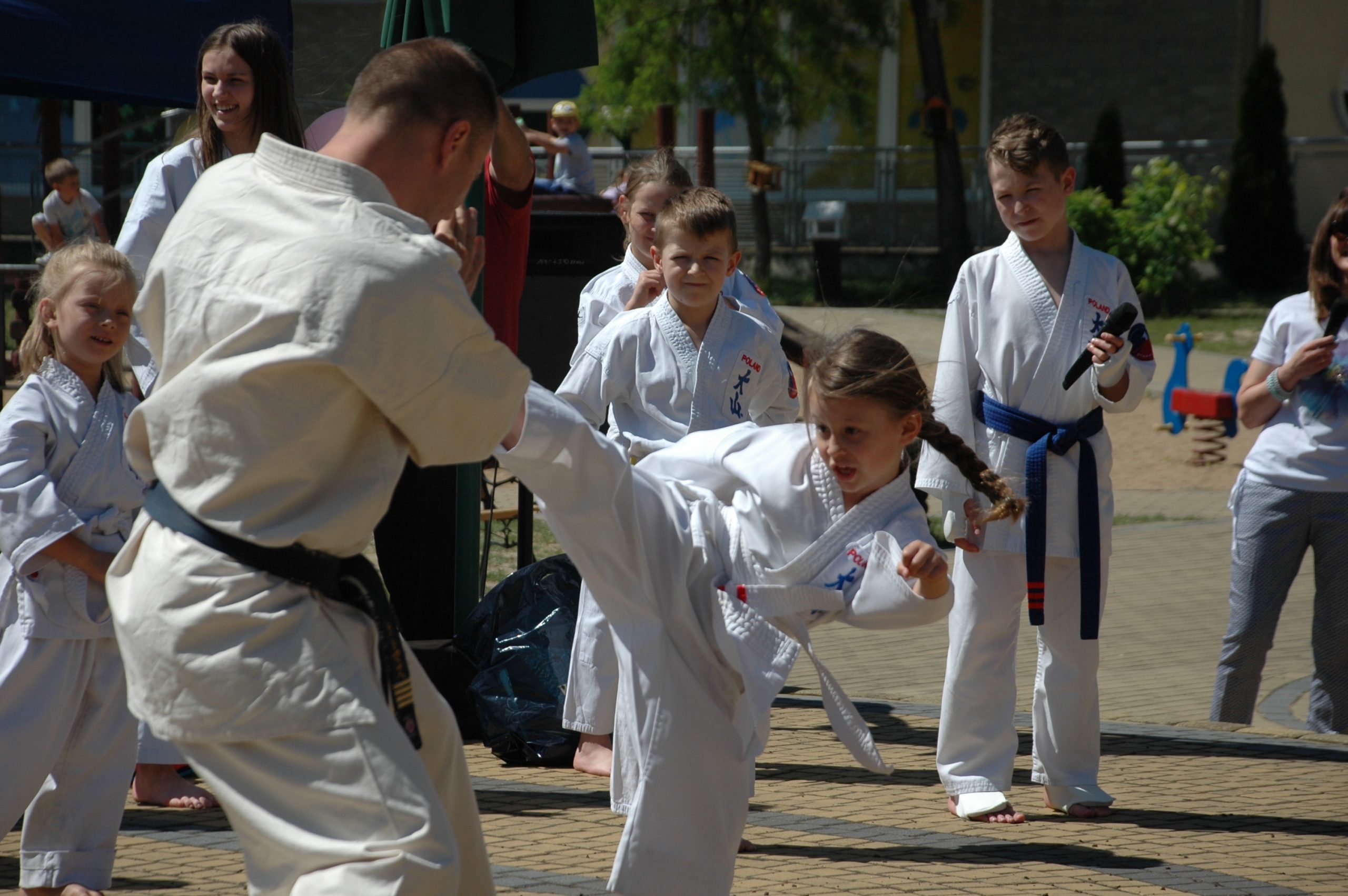 Pokaz Karate w SP 18